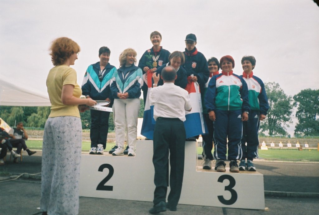 ekipnoene5.jpg