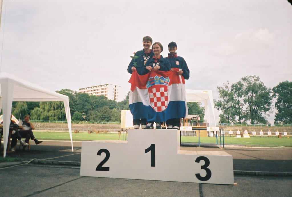 hrvatskaenskaekipajeeuropskiprvak.jpg