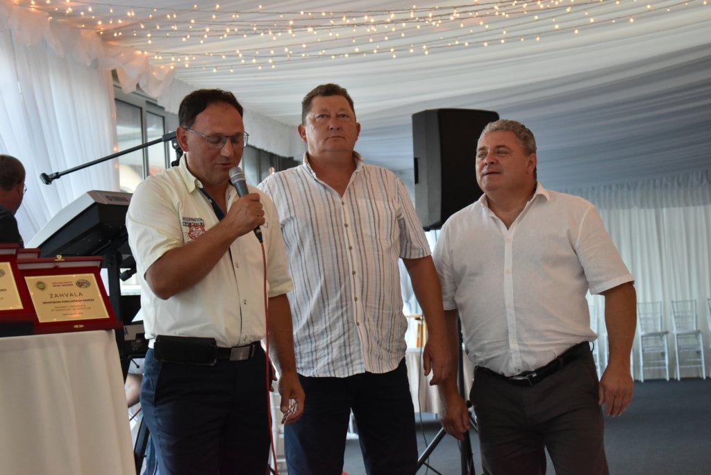 bra_7834.jpg